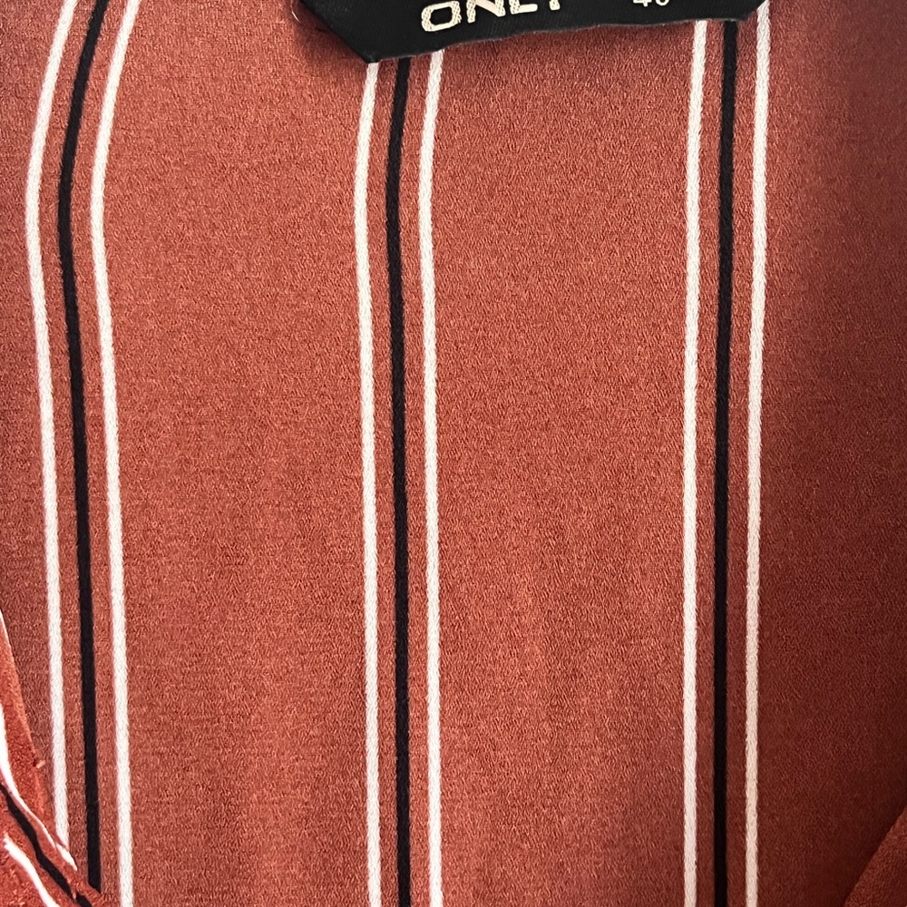 Only Brown collar Neck Shirt - Picture 7 of 8